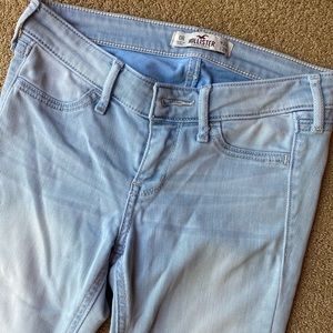 Hollister Women’s Jeggings, SIZE: 0 regular length, COLOR: light blue faded wash